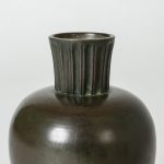 gab_striped_nozzle_vase5